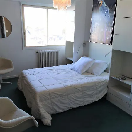 Les Soleils Ле-Сабль-д’Олон